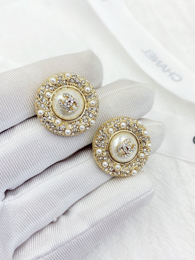 Ch**el earrings